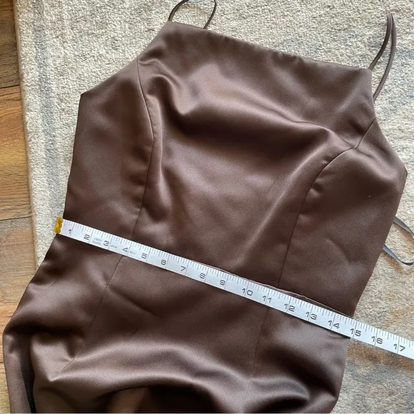 Vera Wang Espresso Brown Boat Neck Sleeveless Satin Maci Bridesmaid Formal Gown
