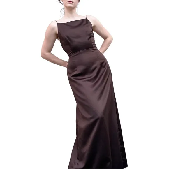 Vera Wang Espresso Brown Boat Neck Sleeveless Satin Maci Bridesmaid Formal Gown