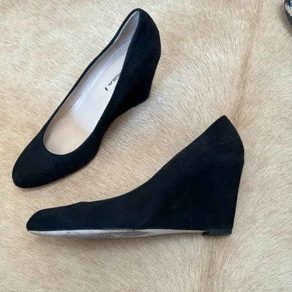 Via Spiga - black suede wedges