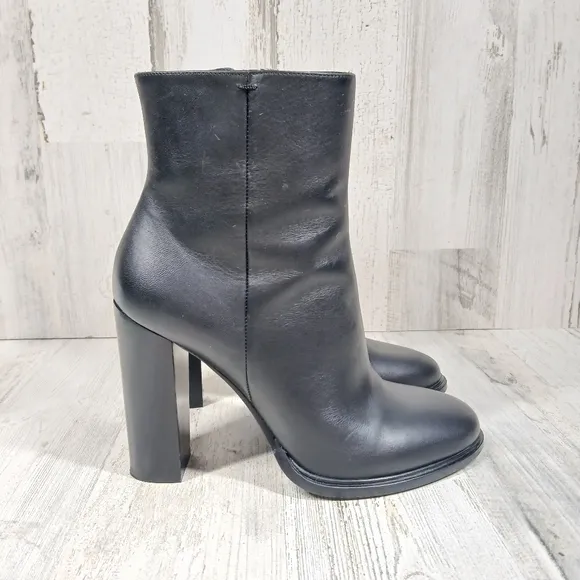 Vince Black Leather Round Toe Side Zip High Heel Ankle Boots #473