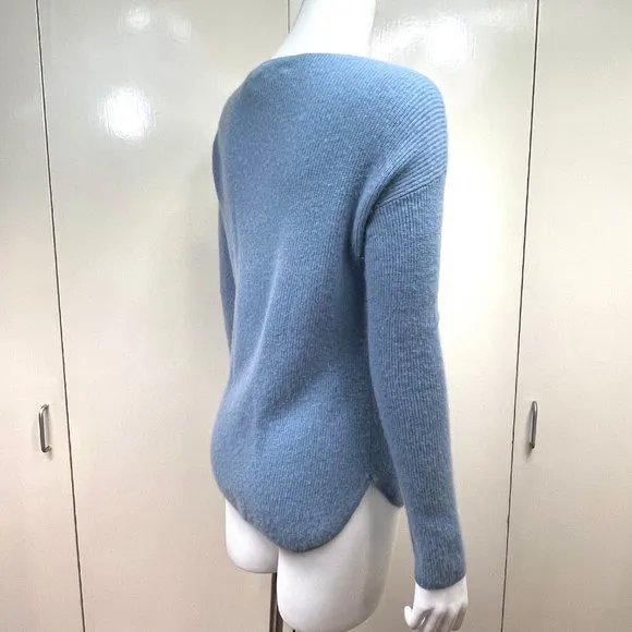 Vince Boat neckline 100% cashmere knit sweater