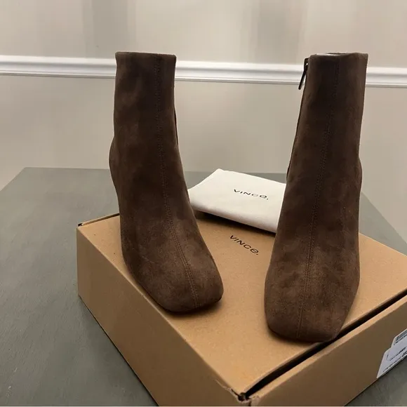 Vince Brown Suede Andy Wedge Square Toe Ankle Bootie Side Zip Stacked Heel 7 37