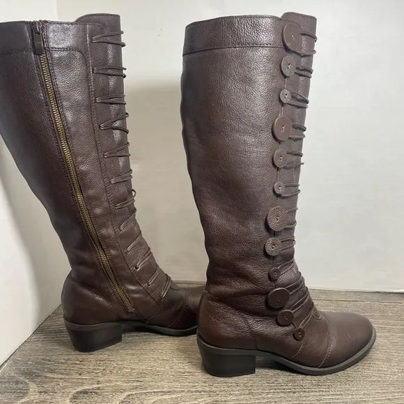 Vince Camuto brown bohemian leather tall boots size 6.5