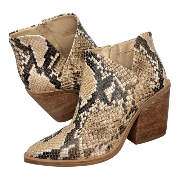 Vince Camuto Grendan Tan Snakeskin Embossed Leather Western Blocked Heel Boots