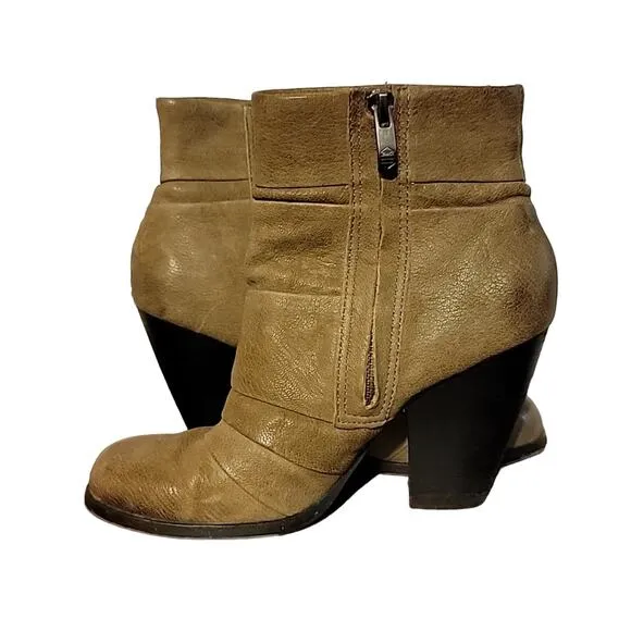 Vince Camuto Tan Leather Ankle Block Heel Booties Side Zip Belta Boots Size 5.5