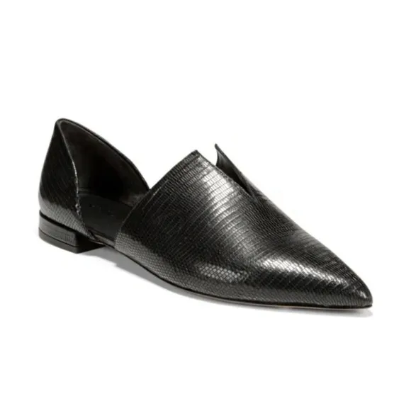 Vince Darlington Flats in Black Lizard Print Size 6.5
