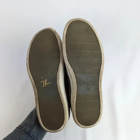 VINCE Fletcher Suede Leather Slip On Sneaker Shoes Flats Comfortable Men's 7.5M