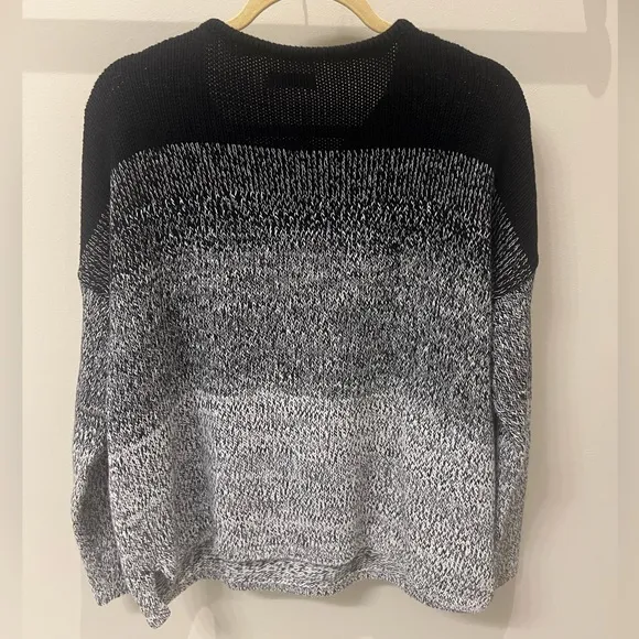 Vince Textured Ombré Pullover Sweater in Navy/White, Size Small
