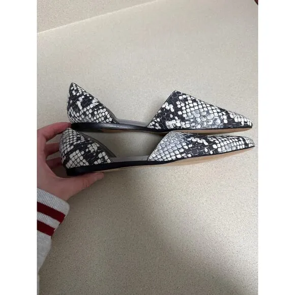 Vince Women Classic Leather Snake Skin Pointed Toe Flats Size 8