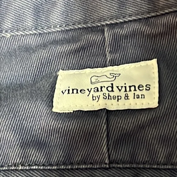 Vineyard Vines Boys Breaker Shorts Blue with Fish Size 16