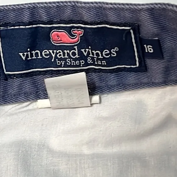 Vineyard Vines Boys Breaker Shorts Blue with Fish Size 16