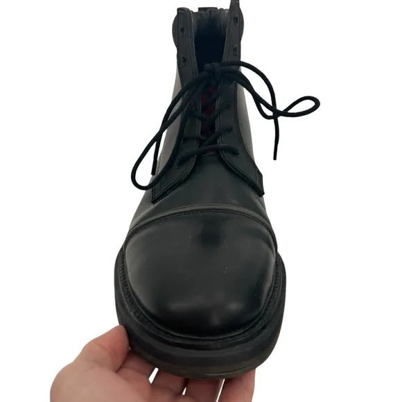 Vintage Foundry Men's Black with Olive Leather Boots size 10