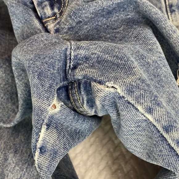 Vintage LEVI'S Women's Light Wash 57902-7206 Jeans USA Made