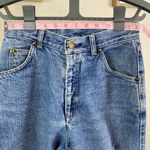 Vintage LEVI'S Women's Light Wash 57902-7206 Jeans USA Made