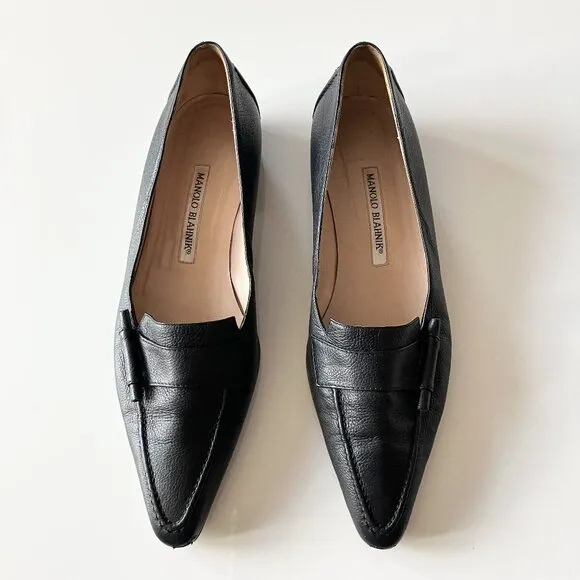 Vintage Manolo Blahnik Black Pebbled Leather Low Heel Flats Size 8.5 / Euro 38.5