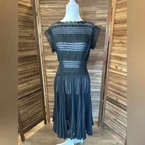 Vintage VTG 50s 1950s Black Eyelet Lace Boat Neck Sleeveless Party Dress