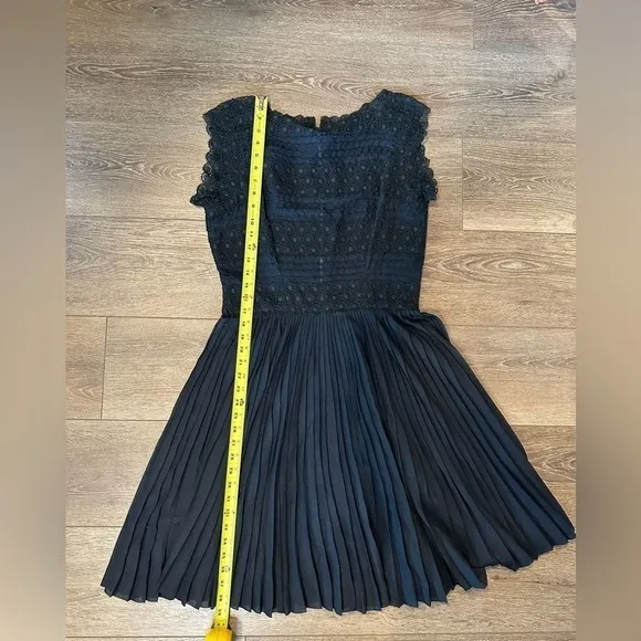 Vintage VTG 50s 1950s Black Eyelet Lace Boat Neck Sleeveless Party Dress