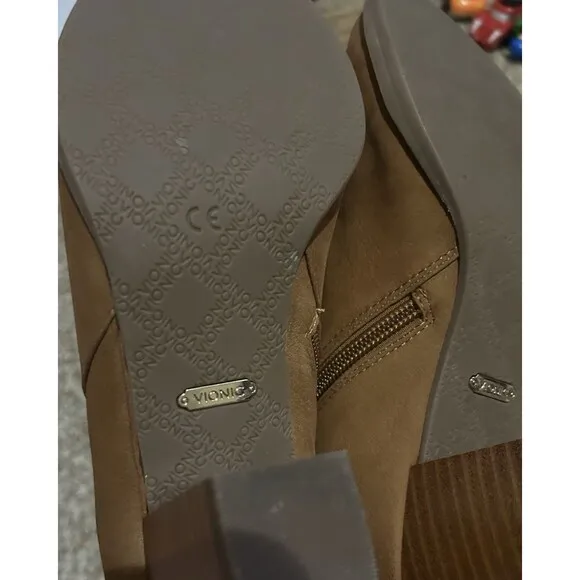 Vionic Ankle Boots Womens 8 Brown Upton Side Zip Almond Toe Casual Leather