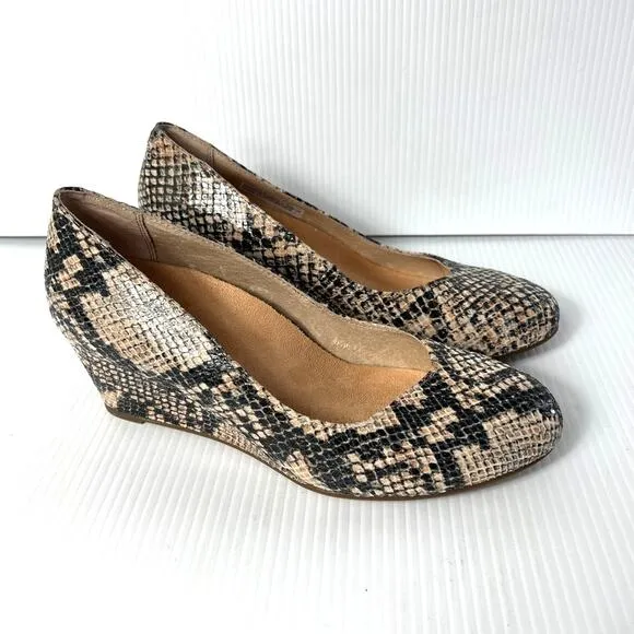 Vionic Antonia Embossed Leather Close Toe Wedges Snakeskin Print Women Size 7.5