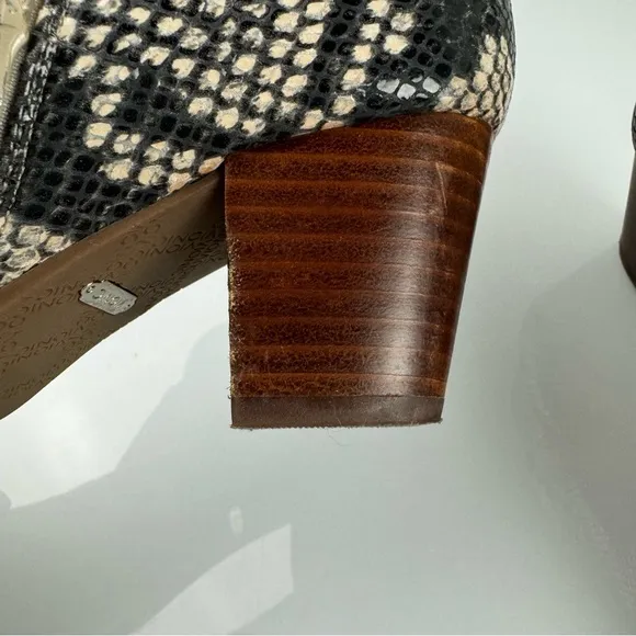 Vionic Boots Ankle Upright Windom Snake Skin‎ Print Western Leather Side Zip Tan