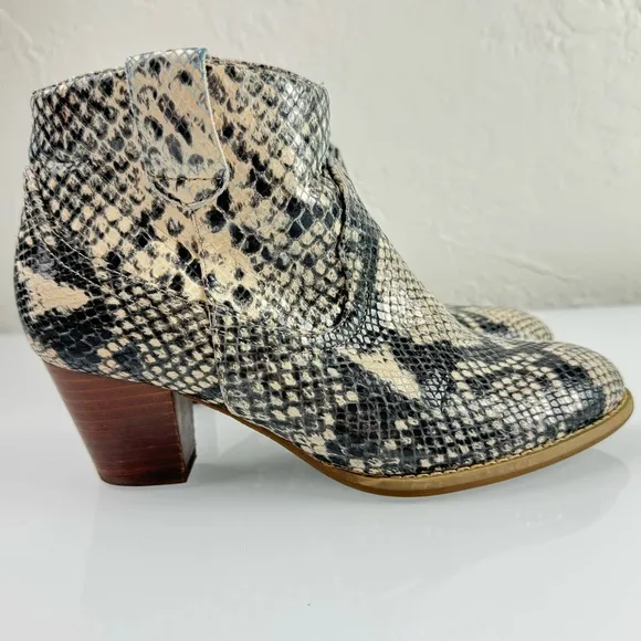 Vionic Boots Ankle Upright Windom Snake Skin‎ Print Western Leather Side Zip Tan