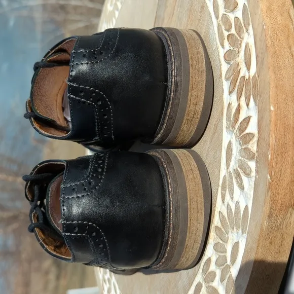 Vionic Bowery Bruno oxford wingtip shoes 8.5