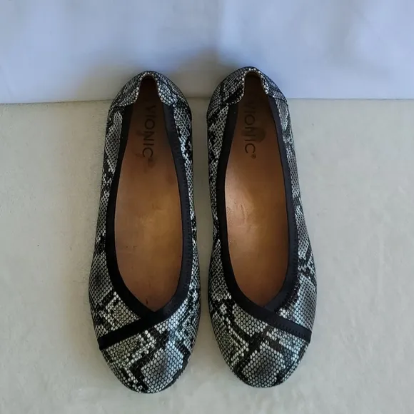 Vionic Caroll Flats Natural Snake Comfort Slip On Animal Print Round Toe