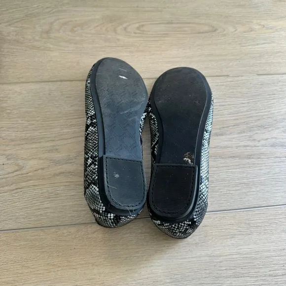 Vionic Caroll Snake Embossed Leather Ballet Flats Size 10