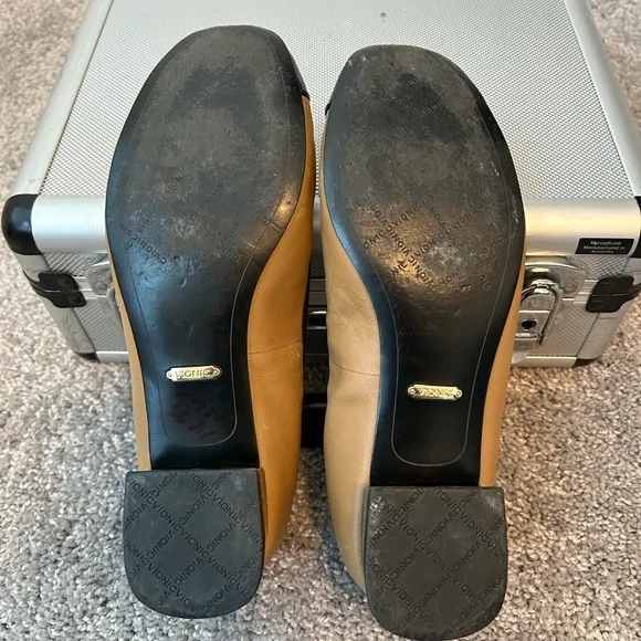 VIONIC DAPHNE‎ Women’s Cap Toe Flats