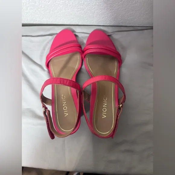 VIONIC Emmy Women's Size 9/EU 41 Coral Pink Orthotic Slingback 3&quot; Wedge Sandals