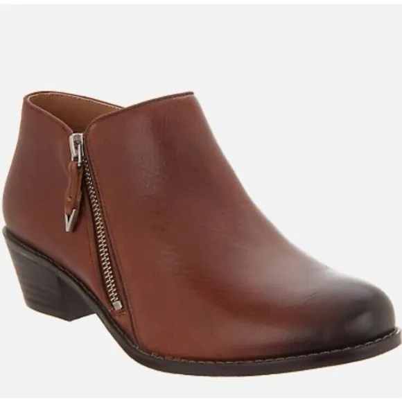 Vionic Jolene Leather Mocha Distressed Side Zip Women Ankle Booties Sz.6.5