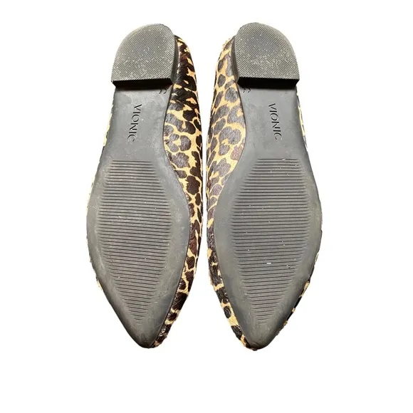 Vionic Leopard Calf Hair Caballo Ballet Flat Womens Size 7.5