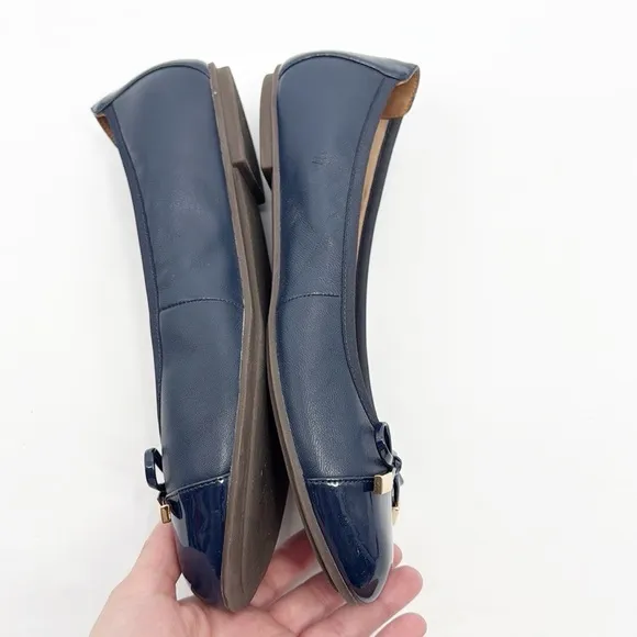 Vionic Minna Navy Blue Ballet Flats with Bow and Patent Leather Cap Toe Size 9.5