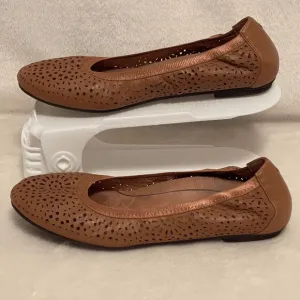 Vionic Robyn 7 Tan Perforated Leather Ballet Flats Arch Support Orthotic Comfort