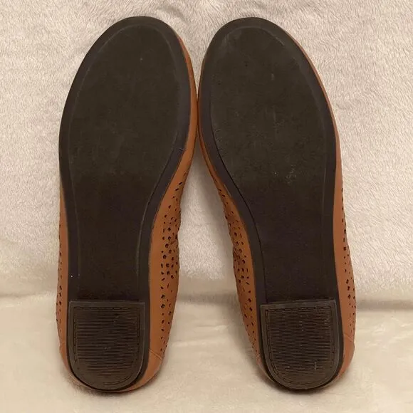 Vionic Robyn 7 Tan Perforated Leather Ballet Flats Arch Support Orthotic Comfort