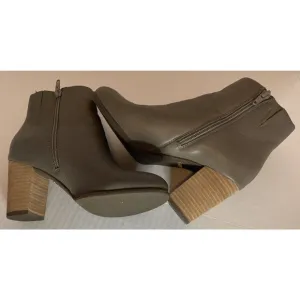 Vionic Serena Leather Ankle Taupe Booties Leather Women's Size 6