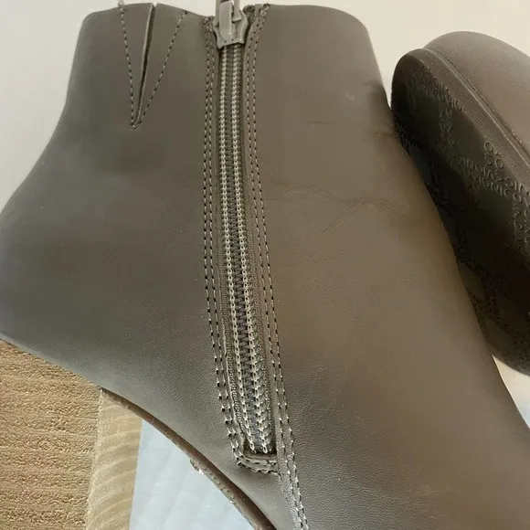 Vionic Serena Leather Ankle Taupe Booties Leather Women's Size 6