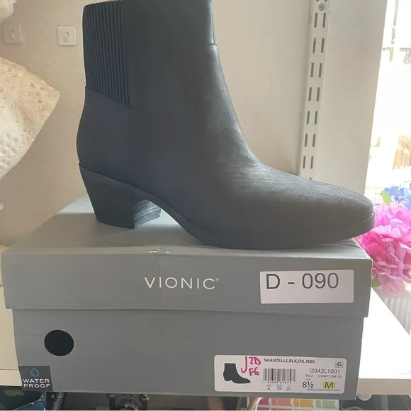 Vionic Shantelle Waterproof Side Zip Nubuck Leather Boots Size 8.5 New in Box