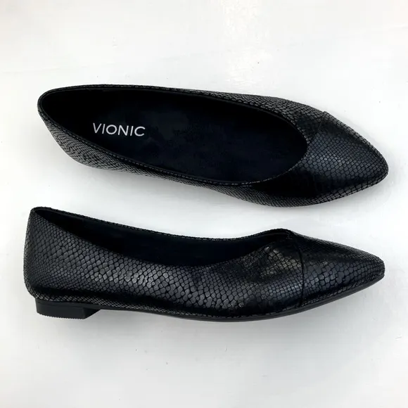 Vionic Snake Embossed Caballo Flats