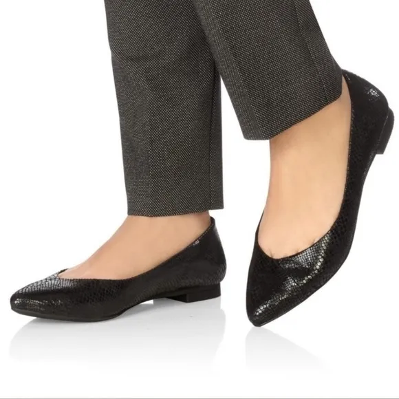Vionic Snake Embossed Caballo Flats