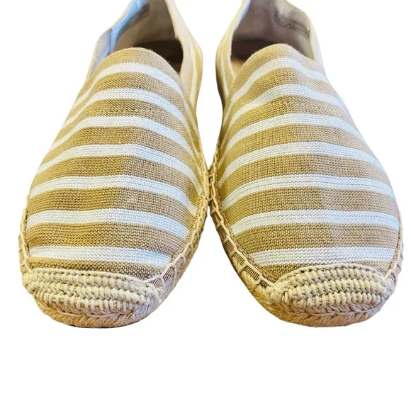 VIONIC Tan and White Espadrille Shoes Sz 11 Nautical Fisherman Coastal Slip On