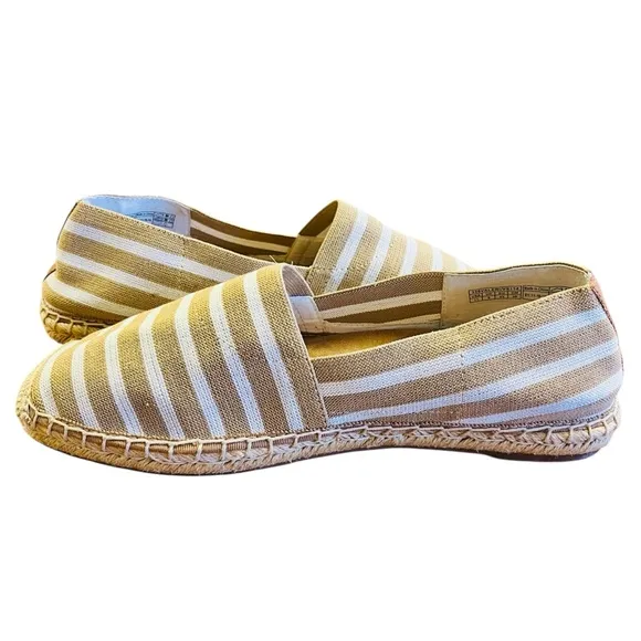 VIONIC Tan and White Espadrille Shoes Sz 11 Nautical Fisherman Coastal Slip On