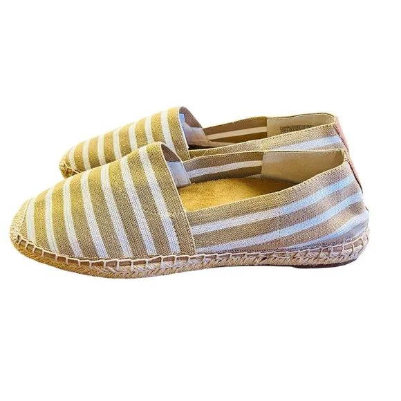 VIONIC Tan and White Espadrille Shoes Sz 11 Nautical Fisherman Coastal Slip On