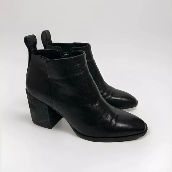 Vionic WOMENS ankle boots 7 Lyssa black leather side zip block heel square toe