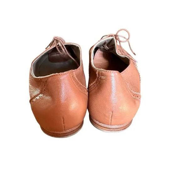 Vivace Lace-Up Oxford Flats – Tan – Size EU 41 / US 10 – EUC