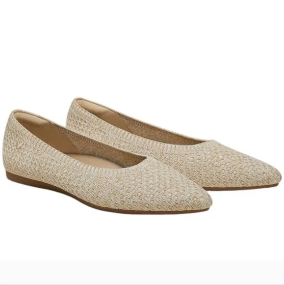 Vivaia Aria 5.0 Pointed Toe Ballet Flats In Almond Mesh - 35.5/5.5 US