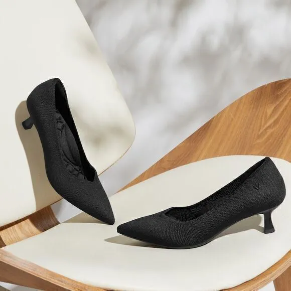 Vivaia Pointed-Toe Kitten‎ Heels (Scarlett)Size EUR 40 Size 9