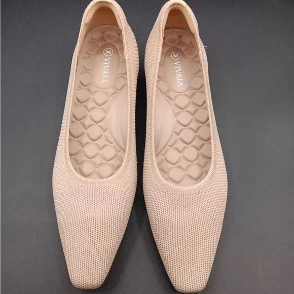 VIVAIA Women’s Minnie Pro Square Toe Heels Size 9 (40) new no box