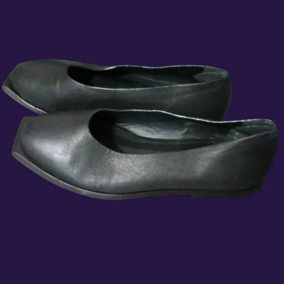 Wal &amp; Pai Womens Black Leather Square Toe Flats Size 36