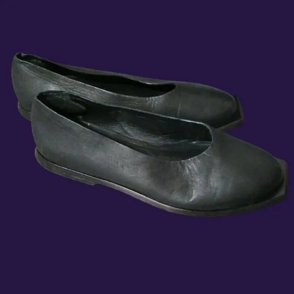 Wal &amp; Pai Womens Black Leather Square Toe Flats Size 36